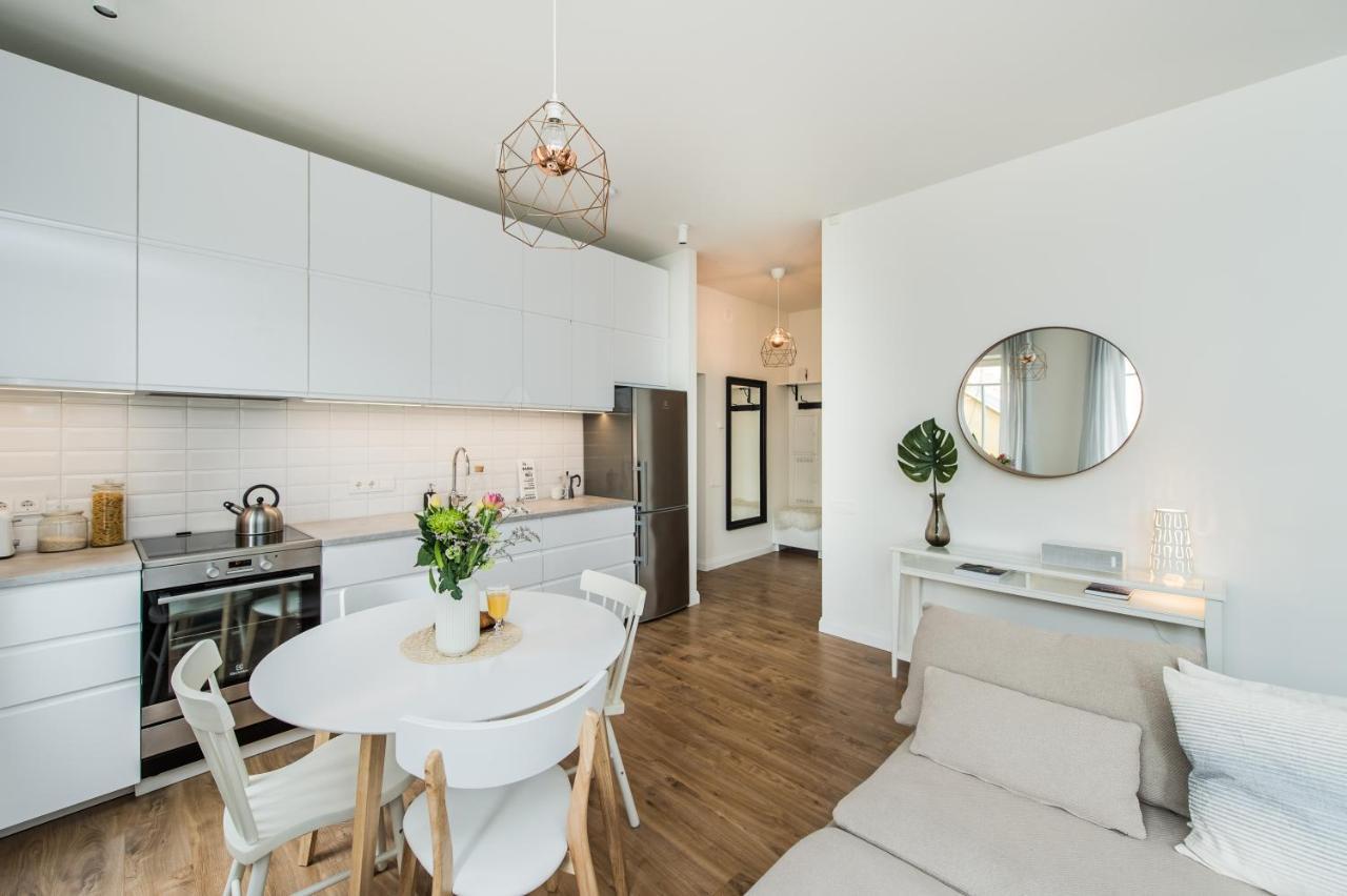 Stylish Apartment In The Heart Of Kaunas Old Town Exterior photo
